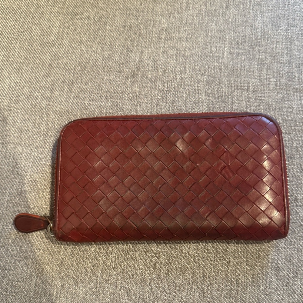 Bottega Veneta Continental Wallet - Burgundy Leather